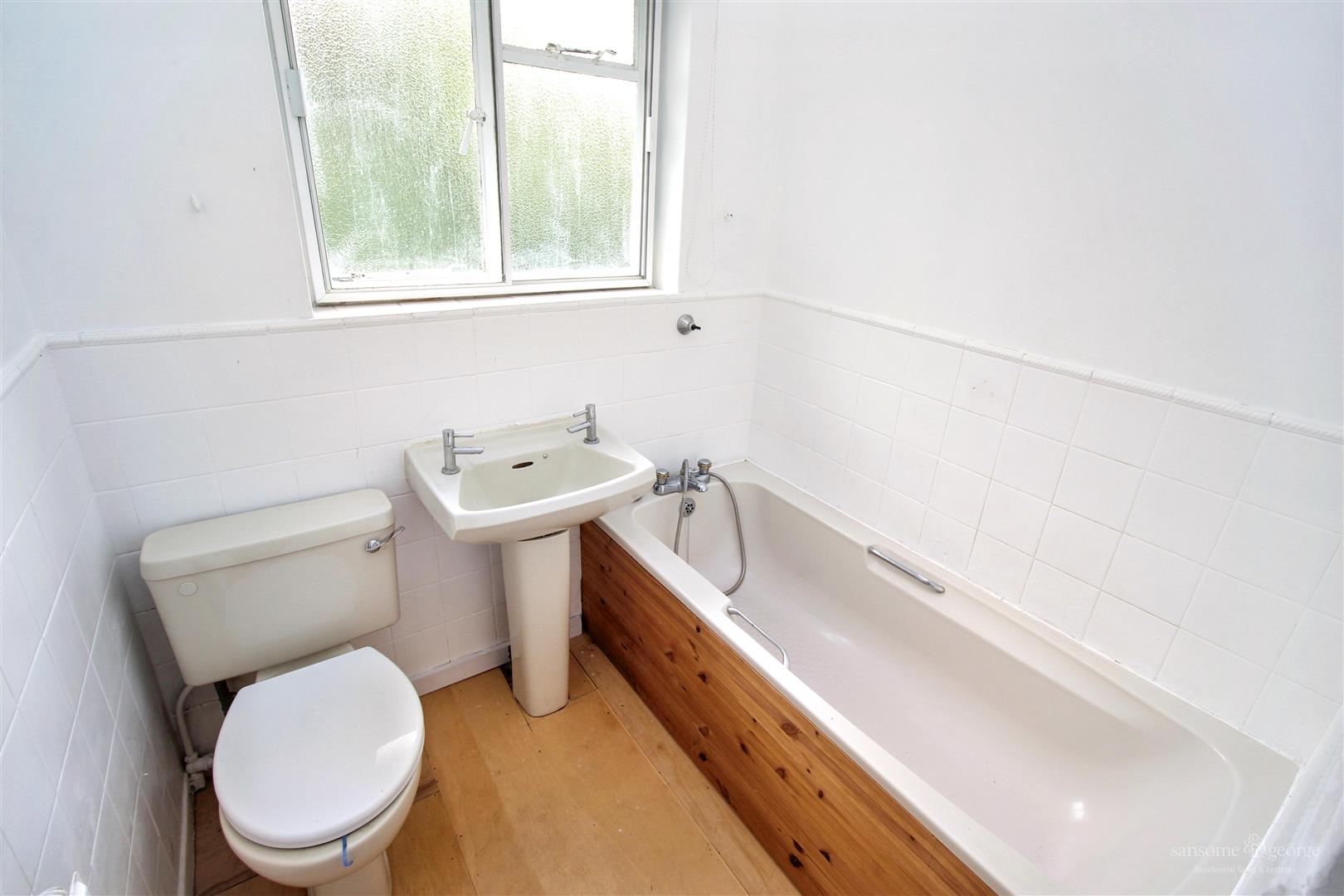 Skilton Road, Tilehurst, Reading